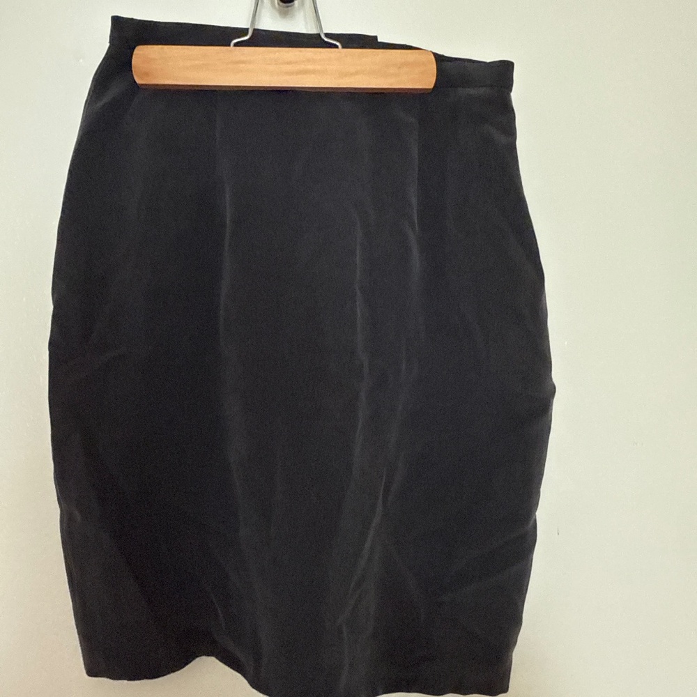 Dana Buchanan skirt
